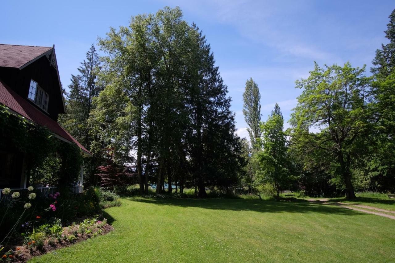 Wedgwood Manor And Glamping Retreat Hotell Crawford Bay Exteriör bild